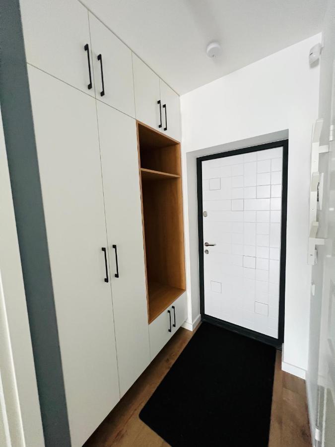 The Right Coast Apartment With Free Private Parking Рига Экстерьер фото